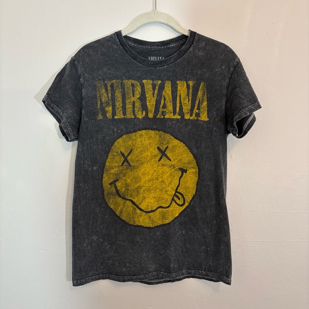 NIRVANA Charcoal Tee